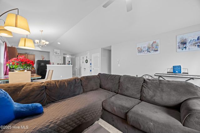 5425 Sessoms Way, Leland, NC 28451