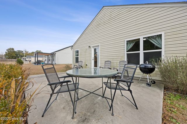 5425 Sessoms Way, Leland, NC 28451