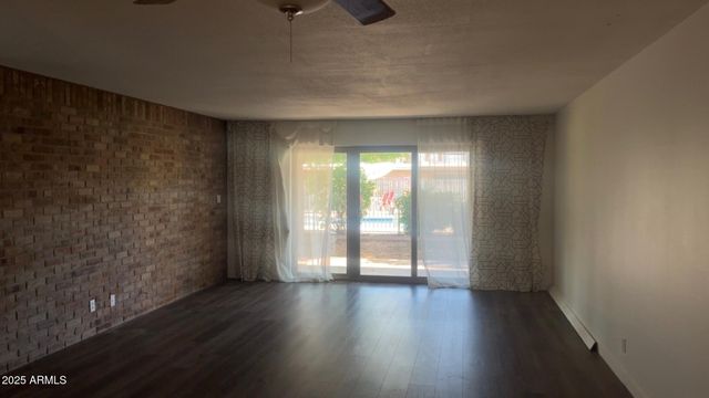 3635 E TURNEY Avenue 7, Phoenix, AZ 85018