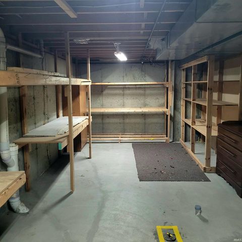 2612 Belknap Lane, Mishawaka, IN 46544