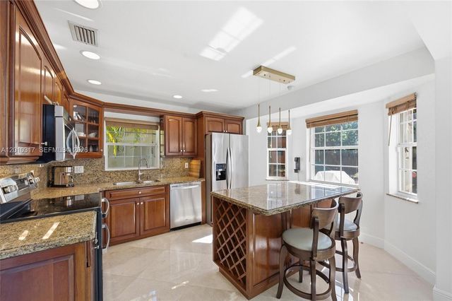 5531 NW 50th Way, Coconut Creek, FL 33073