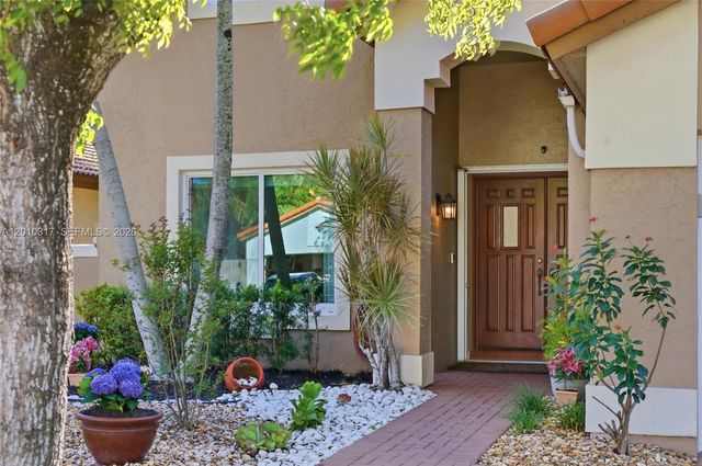 5531 NW 50th Way, Coconut Creek, FL 33073