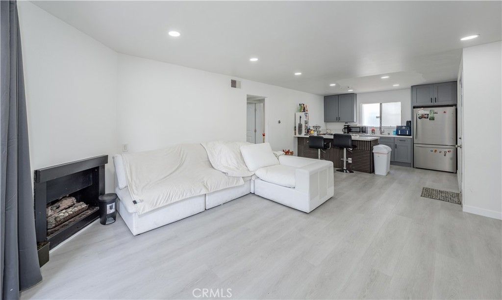 2803 S Fairview C, Santa Ana, CA 92704 — photo 4