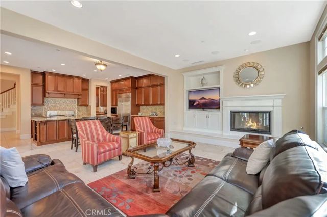 17441 Suffolk Lane, Huntington Beach, CA 92649