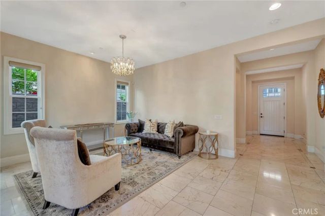17441 Suffolk Lane, Huntington Beach, CA 92649