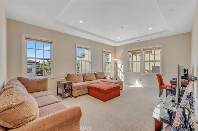 17441 Suffolk Lane, Huntington Beach, CA 92649