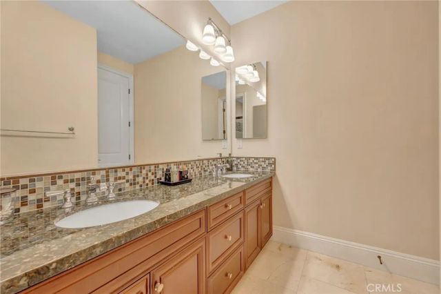 17441 Suffolk Lane, Huntington Beach, CA 92649