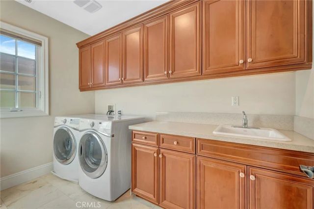 17441 Suffolk Lane, Huntington Beach, CA 92649