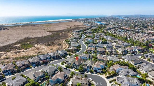 17441 Suffolk Lane, Huntington Beach, CA 92649