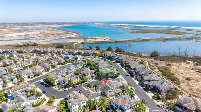 17441 Suffolk Lane, Huntington Beach, CA 92649