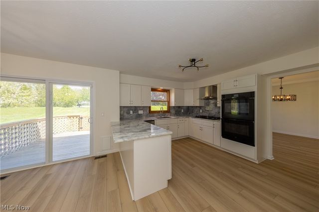 333 Danbury Lane, Richmond Heights, OH 44143