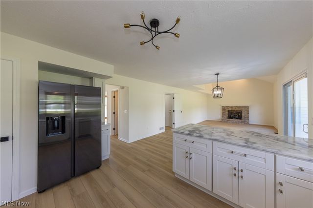 333 Danbury Lane, Richmond Heights, OH 44143