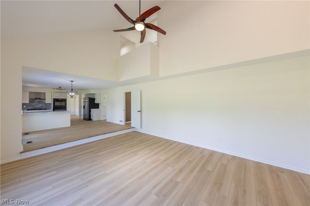 333 Danbury Lane, Richmond Heights, OH 44143