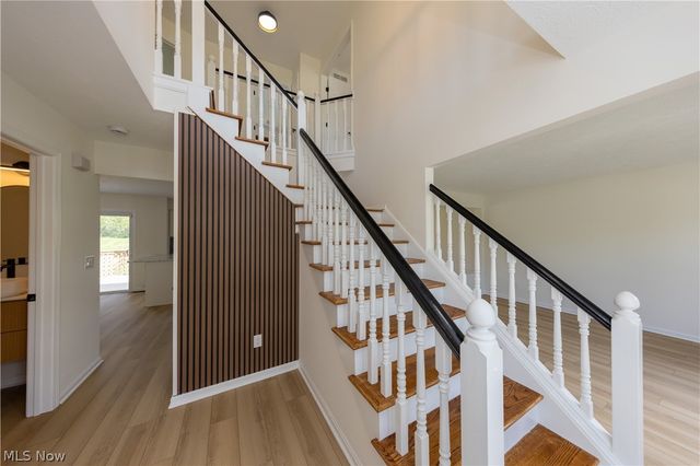333 Danbury Lane, Richmond Heights, OH 44143