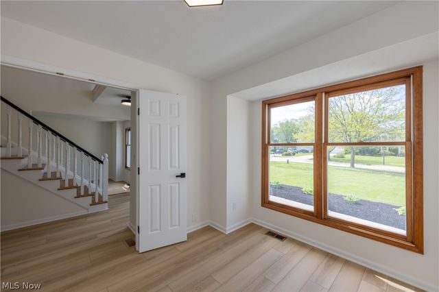 333 Danbury Lane, Richmond Heights, OH 44143