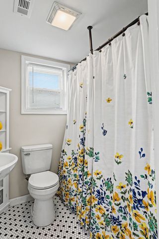 511 Florida Ave, Mount Pleasant, TN 38474