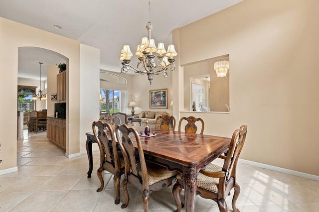5399 Landon Circle, Boynton Beach, FL 33437