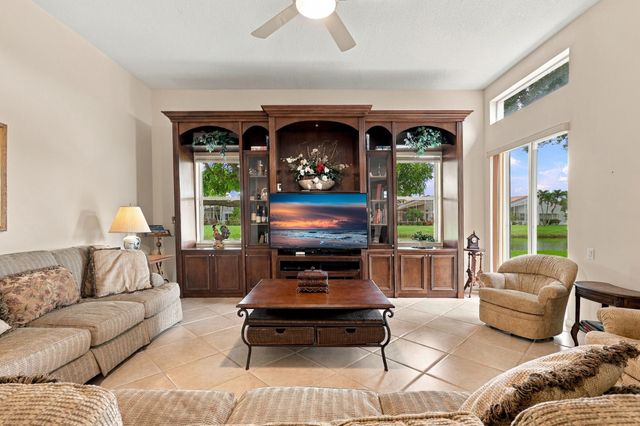 5399 Landon Circle, Boynton Beach, FL 33437