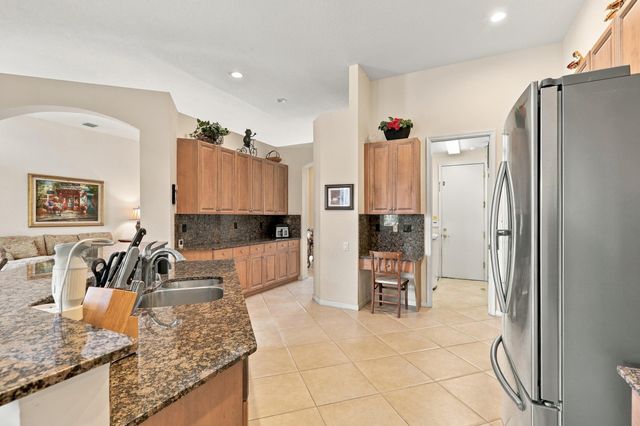 5399 Landon Circle, Boynton Beach, FL 33437
