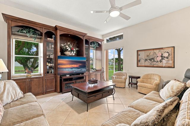 5399 Landon Circle, Boynton Beach, FL 33437