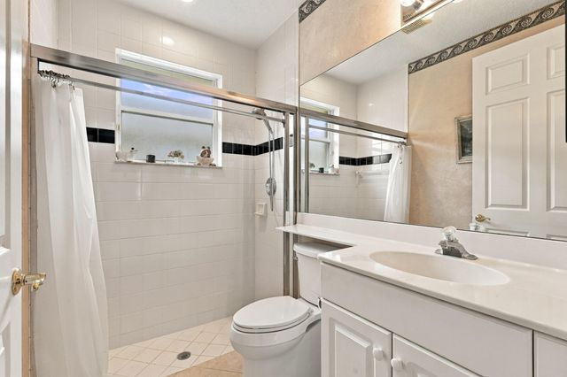 5399 Landon Circle, Boynton Beach, FL 33437
