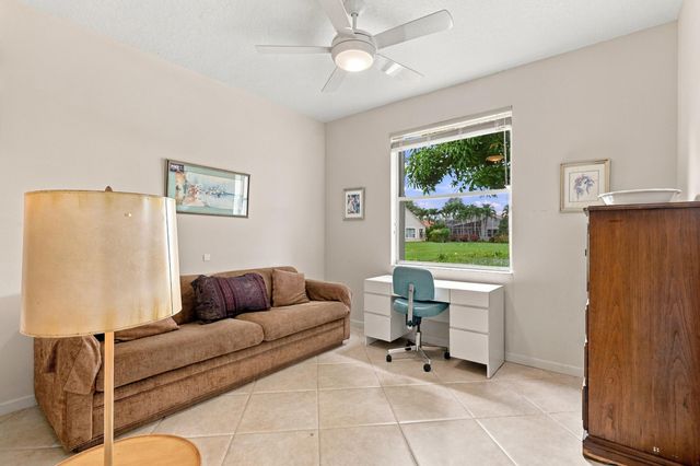 5399 Landon Circle, Boynton Beach, FL 33437