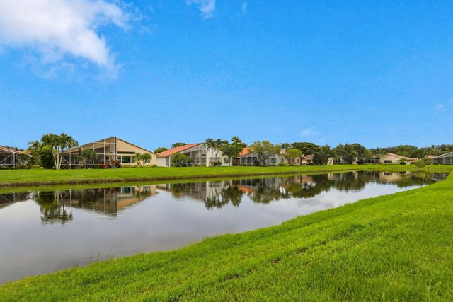 5399 Landon Circle, Boynton Beach, FL 33437