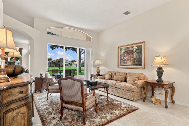 5399 Landon Circle, Boynton Beach, FL 33437