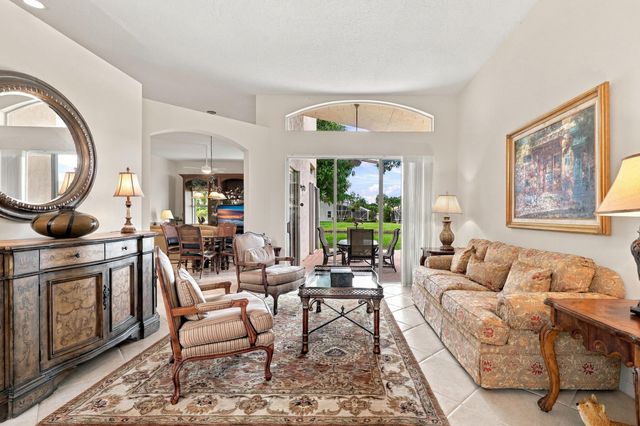 5399 Landon Circle, Boynton Beach, FL 33437
