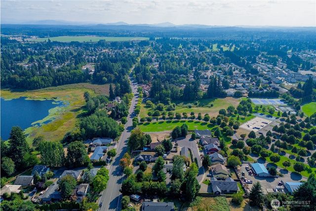 4936 Cottage Lane SE, Lacey, WA 98503