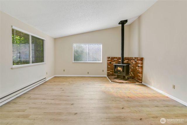 4936 Cottage Lane SE, Lacey, WA 98503