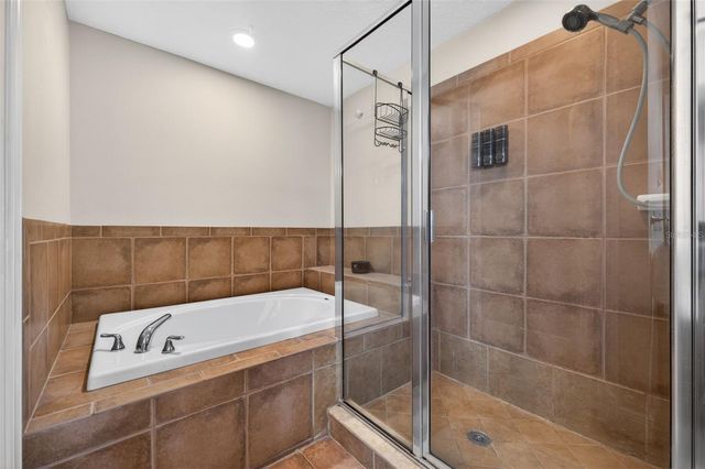 184 VALENCIA CIRCLE, St Petersburg, FL 33716