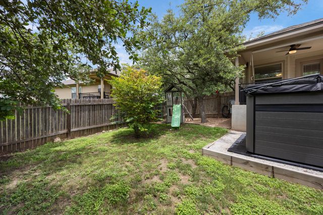 17711 Linkhill DR, Dripping Springs, TX 78620