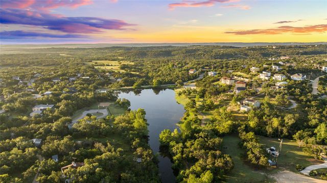 17711 Linkhill DR, Dripping Springs, TX 78620