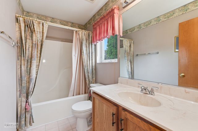 1466 Larkspur Court, Romeoville, IL 60446