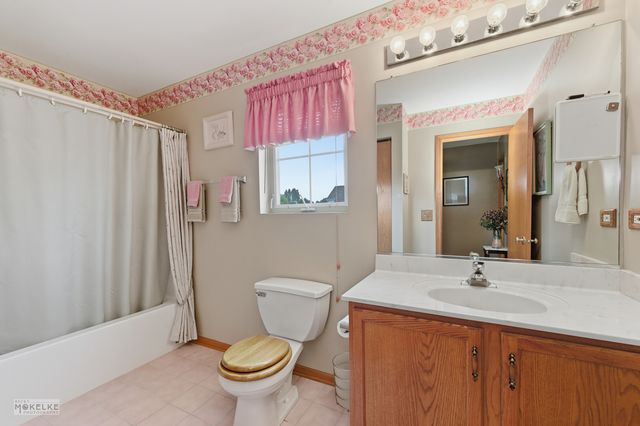 1466 Larkspur Court, Romeoville, IL 60446