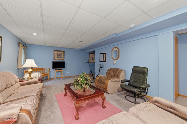 1466 Larkspur Court, Romeoville, IL 60446