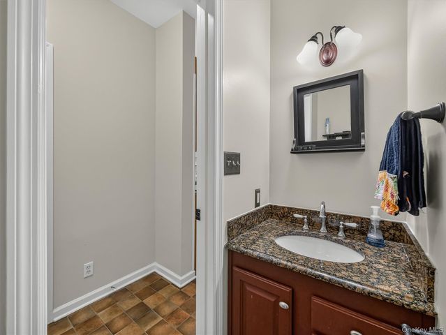 14 Suffern Road, Hillburn, NY 10931