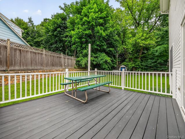 14 Suffern Road, Hillburn, NY 10931