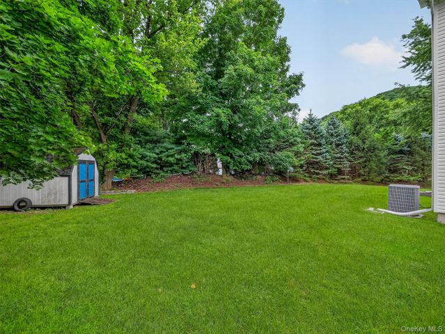 14 Suffern Road, Hillburn, NY 10931