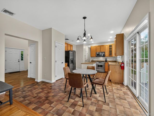 14 Suffern Road, Hillburn, NY 10931