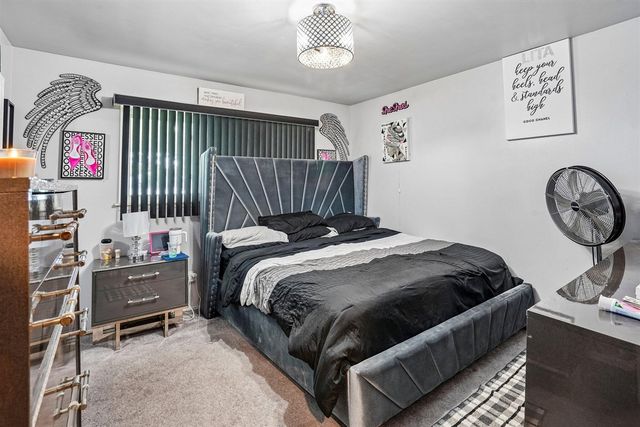 27248 Newport Drive, Warren, MI 48088