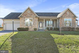 55 PIMLICO PATH, Martinsburg, WV 25404