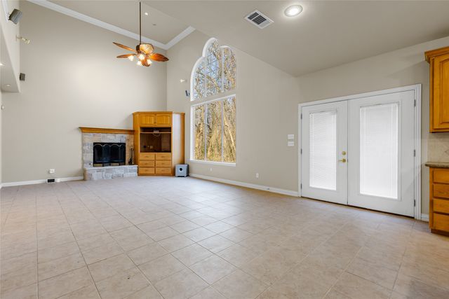 2012 Creekview Drive, Commerce, TX 75428