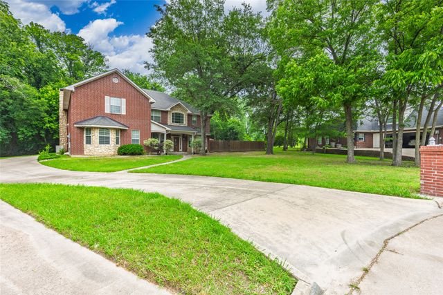 2012 Creekview Drive, Commerce, TX 75428