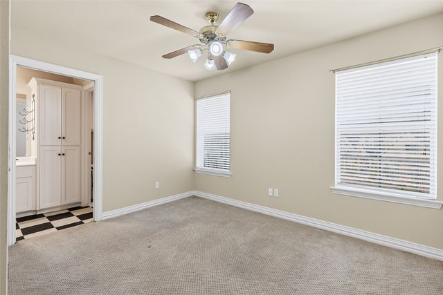 2012 Creekview Drive, Commerce, TX 75428