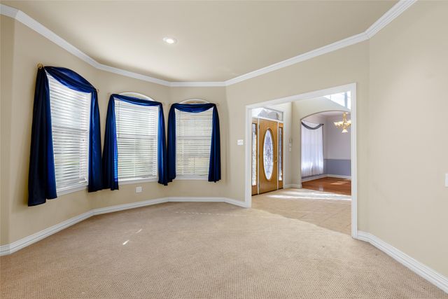 2012 Creekview Drive, Commerce, TX 75428