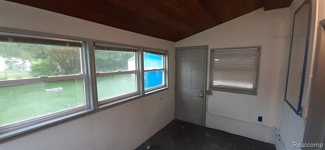 4914 Gertrude Street, Dearborn Heights, MI 48125