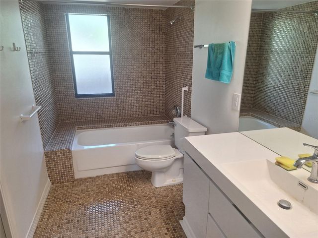 504 S FLORIDA AVENUE 215, Tarpon Springs, FL 34689