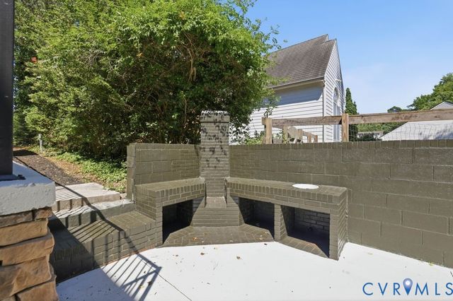 821 Forest Ave, Henrico, VA 23229